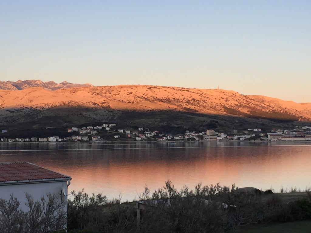 Island Of Pag Holiday Apartments Pag Town Exterior photo