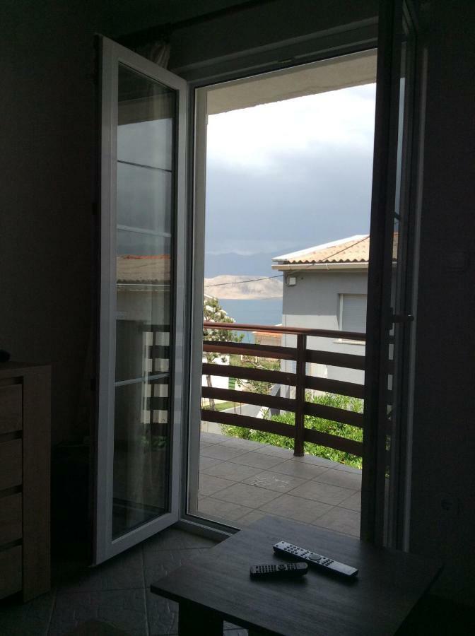 Island Of Pag Holiday Apartments Pag Town Exterior photo