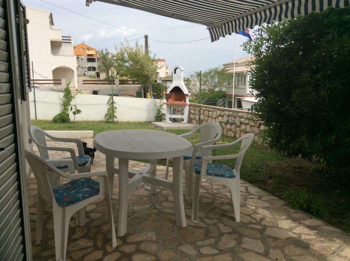 Island Of Pag Holiday Apartments Pag Town Exterior photo